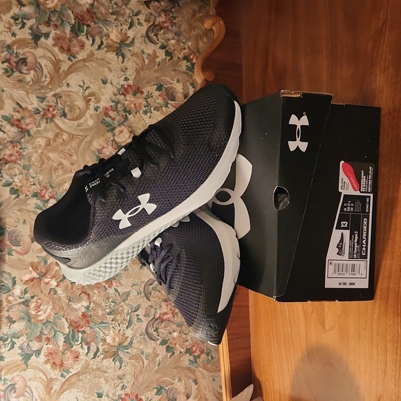 UNDER ARMOUR-CHARGED ROGUE 3  MEN'S- SIZE 13 - NEW - Picture 1 of 6